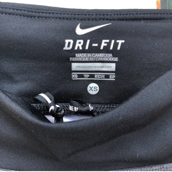 Nike XS leopard print leggings capris active black gray reflective Dri-fit women - Picture 3 of 9